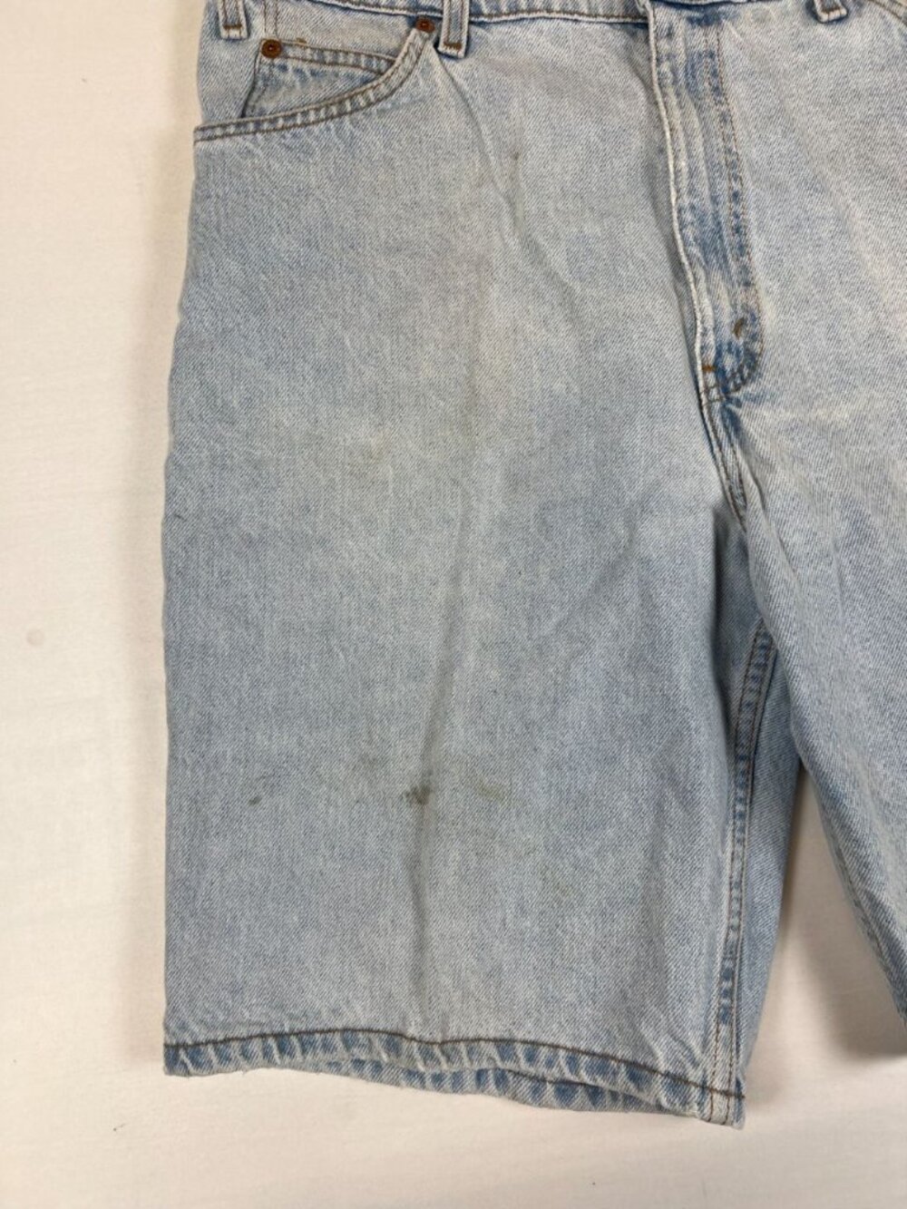 Vintage Levis 550 Mens 36 Light Wash Denim Jean Shorts Distressed Orange Tab 90s - Picture 8 of 13